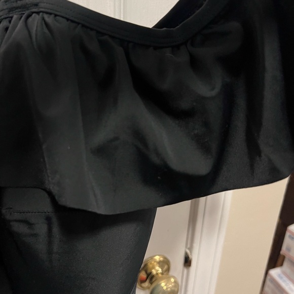 42 AVENUE Ruffle Tankini Top - black retails $89.00 NWT size 28 - Picture 2 of 11